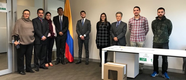 Inició la jornada electoral en el Consulado de Colombia en Canberra